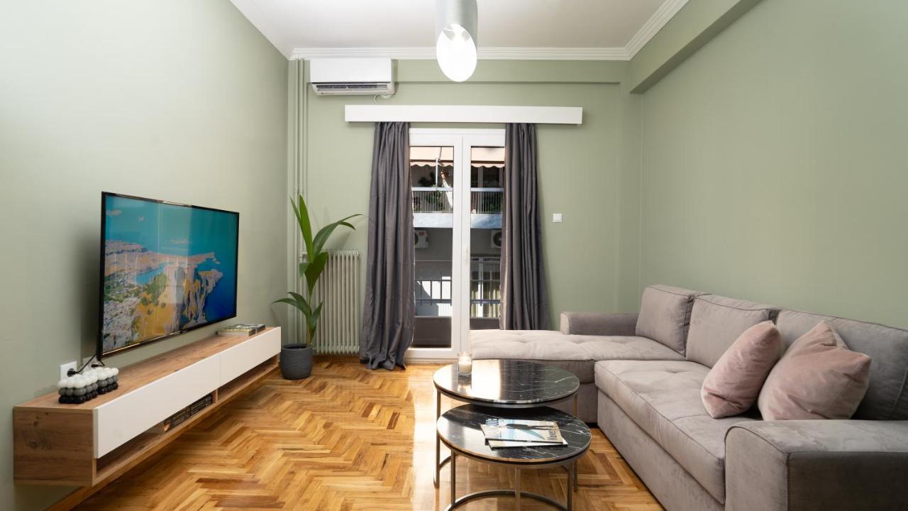 City Center Apt. On A Traffic Free Street Афины Экстерьер фото